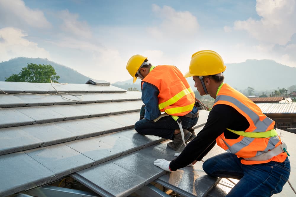 roof repair in Paradise Heights FL